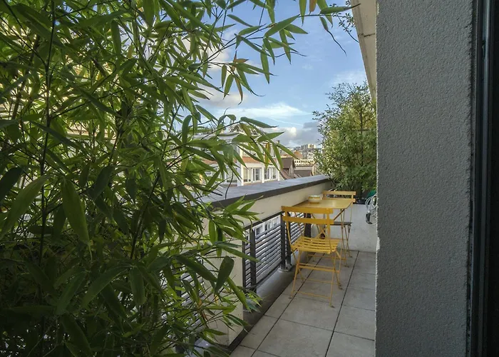 Bright 37m For 2 With Balcony In Paris! Apartment Paris
